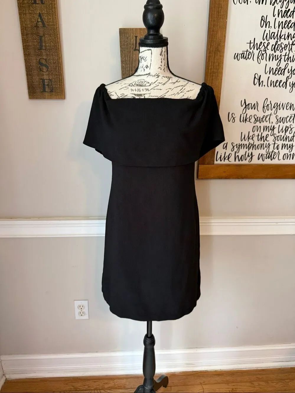 Charles Henry Women’s Off The Shoulder Mini Ruffle‎ Sheath Dress Black Size XS